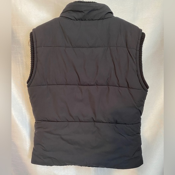 Reebok Black Sleeveless Solid Sport Vest Ladies  Med - Picture 9 of 10